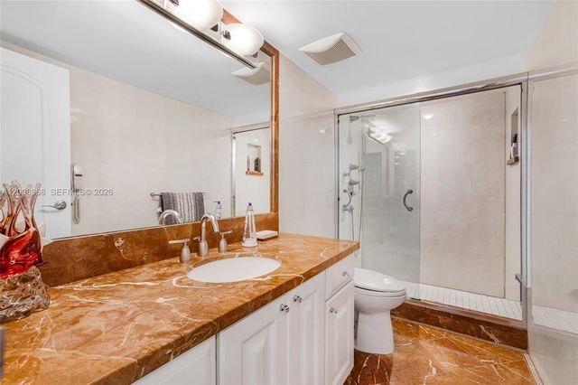 3546 S Ocean Blvd 918, South Palm Beach, FL 33480
