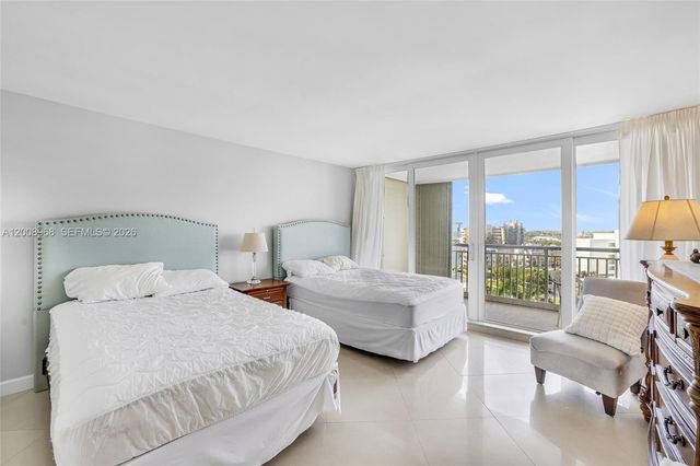 3546 S Ocean Blvd 918, South Palm Beach, FL 33480