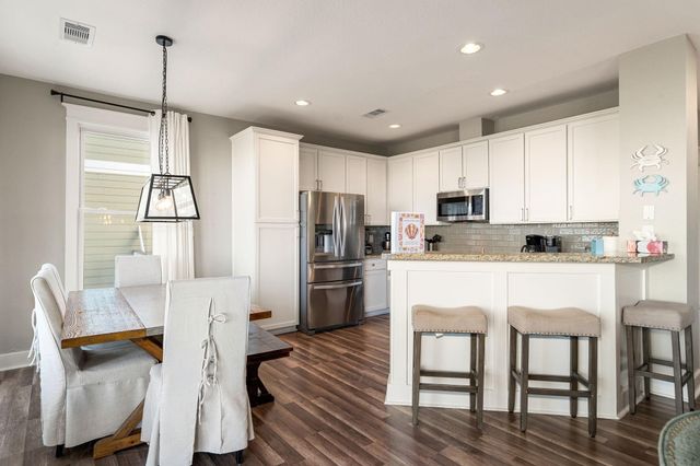 4223 King Rail Circle, Galveston, TX 77554