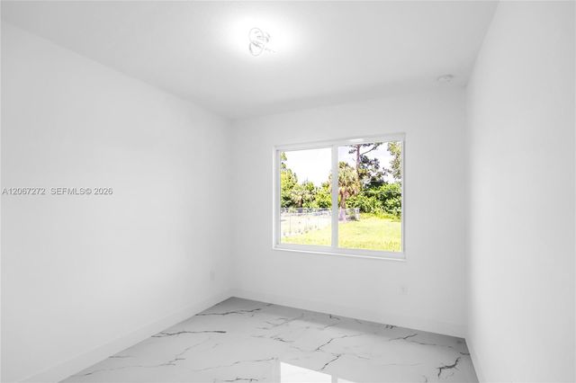 718 718 Robert Avenue, Lehigh Acres, FL 33936