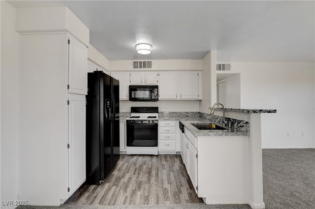 5710 East Tropicana Avenue 2088, Las Vegas, NV 89122