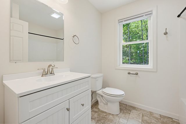 70 2nd NH Turnpike, Antrim, NH 03440