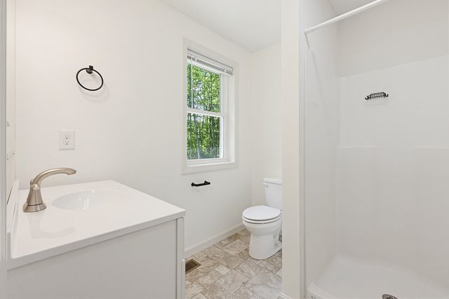 70 2nd NH Turnpike, Antrim, NH 03440