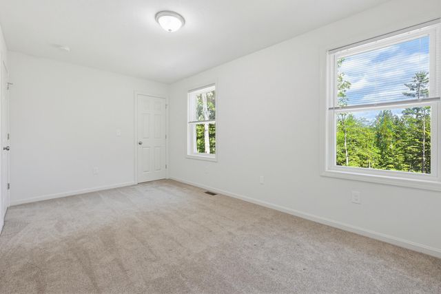 70 2nd NH Turnpike, Antrim, NH 03440