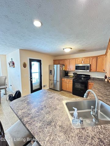7705 Kenbrook Pl, Louisville, KY 40258