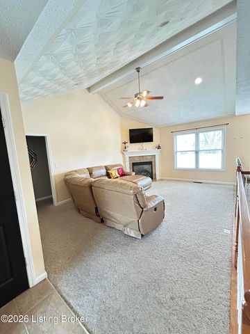 7705 Kenbrook Pl, Louisville, KY 40258