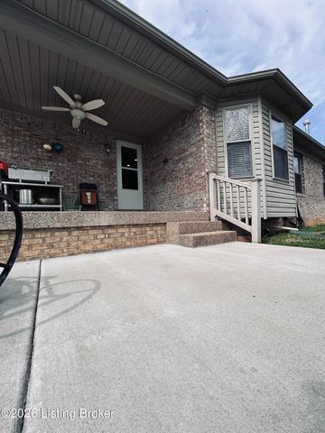 7705 Kenbrook Pl, Louisville, KY 40258