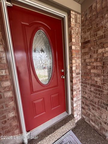 7705 Kenbrook Pl, Louisville, KY 40258