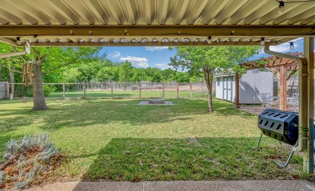 1060 Cheyenne Trail, Hewitt, TX 76643