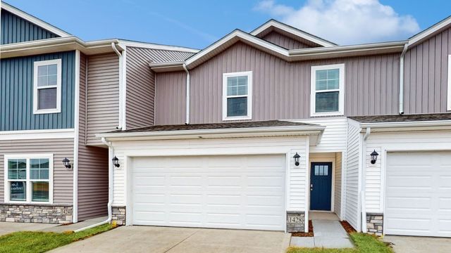 9439 Lovegrass Drive SW, Cedar Rapids, IA 52404