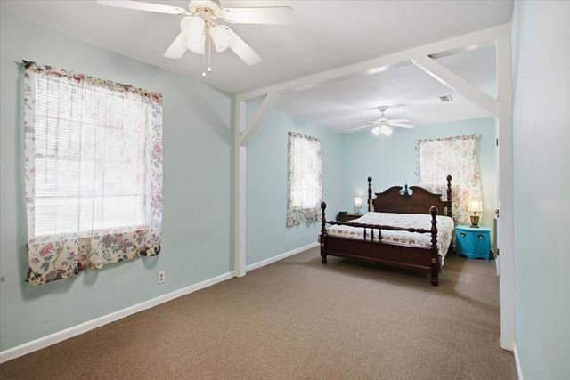 100 Arvie Drive, Dothan, AL 36301