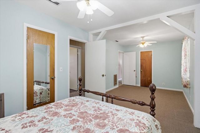100 Arvie Drive, Dothan, AL 36301