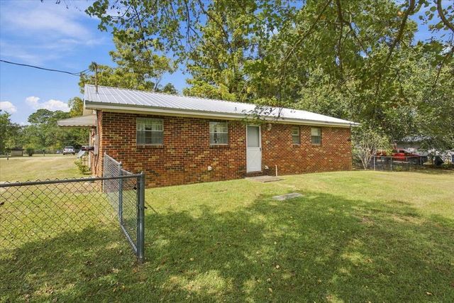 100 Arvie Drive, Dothan, AL 36301