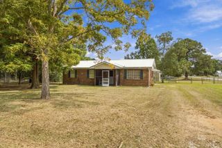 100 Arvie Drive, Dothan, AL 36301
