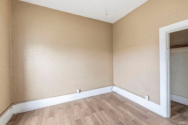 2212 S Michigan Street, South Bend, IN 46613