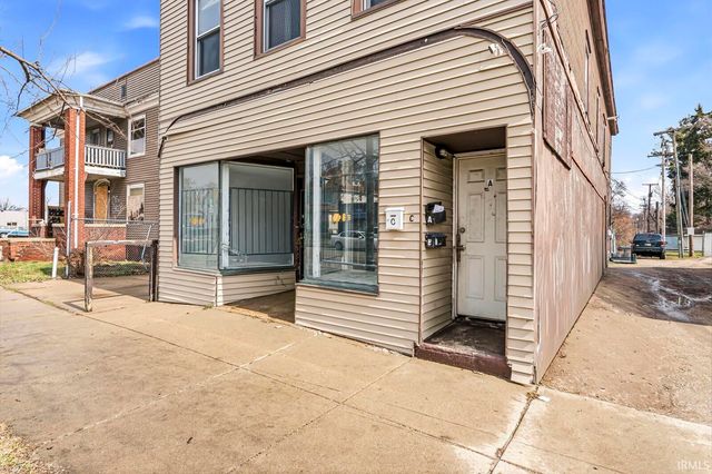 2212 S Michigan Street, South Bend, IN 46613