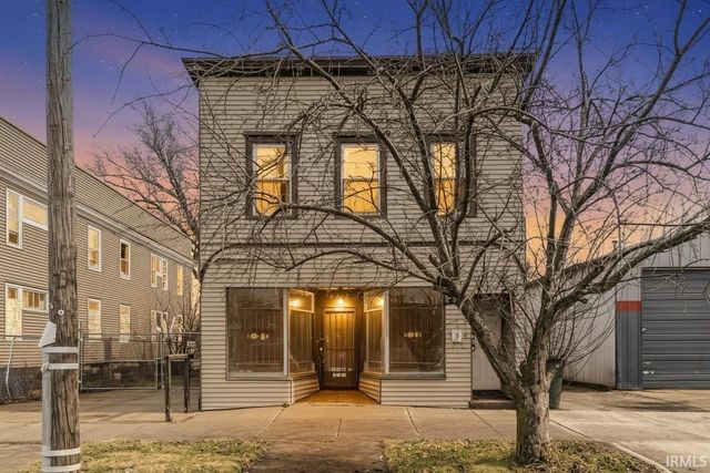 2212 S Michigan Street, South Bend, IN 46613