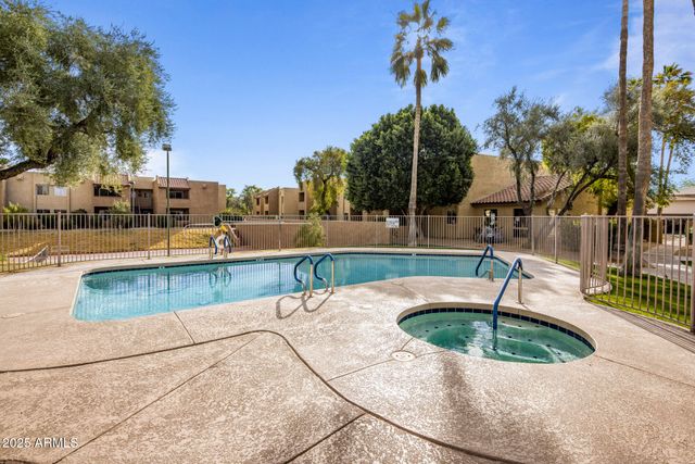 5877 N GRANITE REEF Road 2212, Scottsdale, AZ 85250
