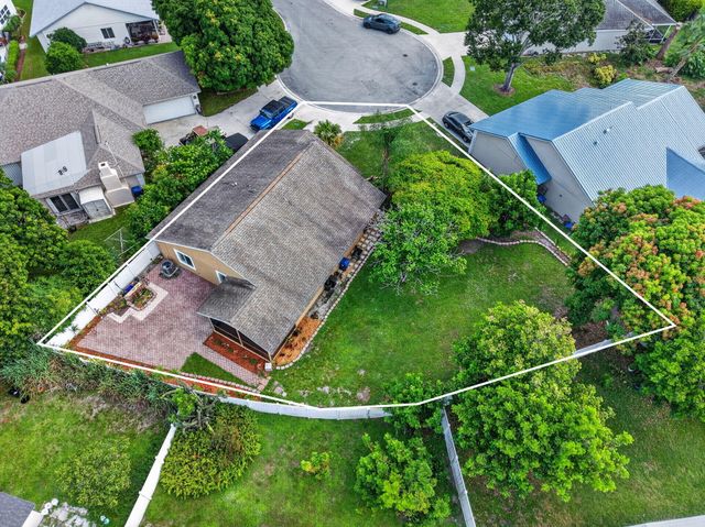 166 RAINTREE, Jupiter, FL 33458