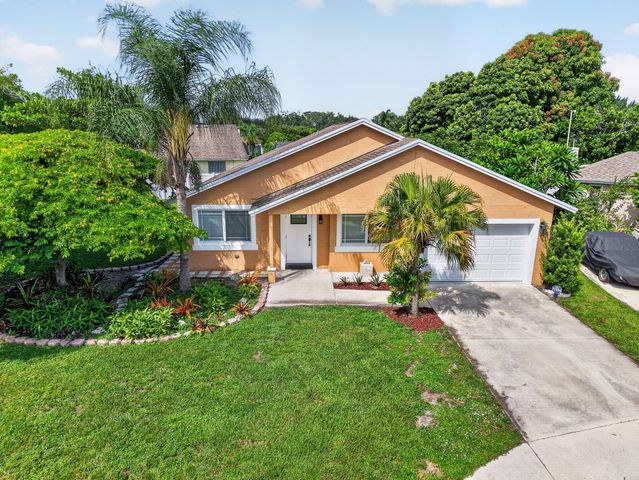 166 RAINTREE, Jupiter, FL 33458