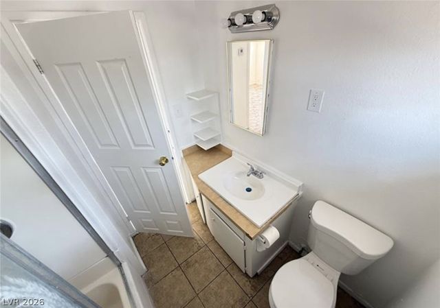 536 North Circle, Las Vegas, NV 89119