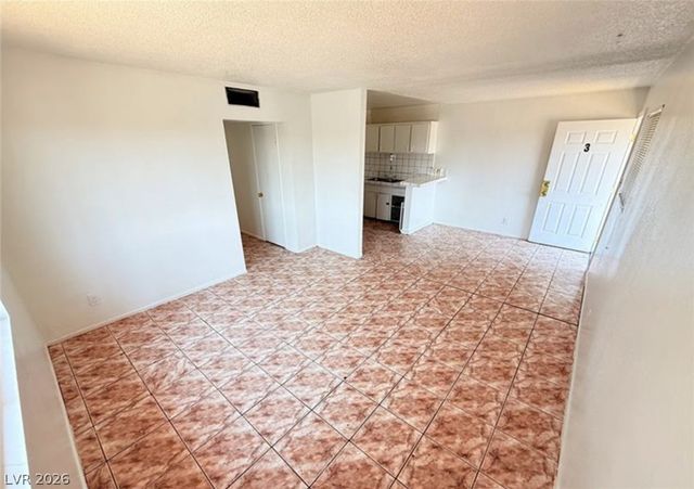 536 North Circle, Las Vegas, NV 89119