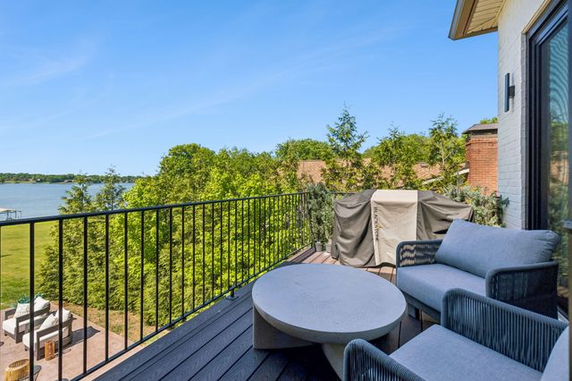 112 Sterling Rd, Hendersonville, TN 37075