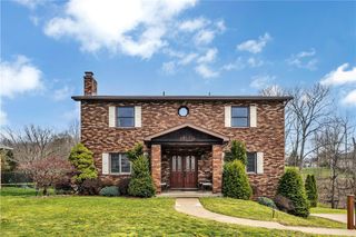 106 Paula Dr, Center Twp, PA 15001
