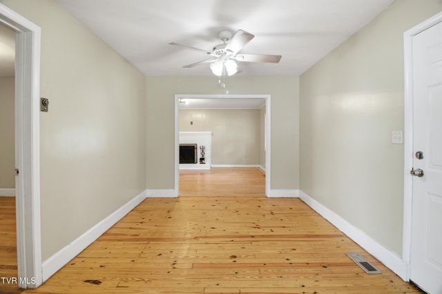2858 Ashley Street, Kingsport, TN 37664