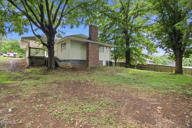 2858 Ashley Street, Kingsport, TN 37664