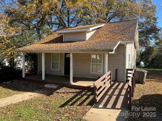 1213 4th Street, Statesville, NC 28677