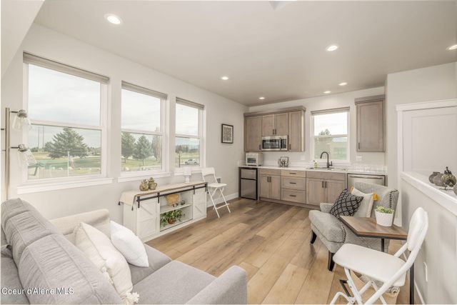 3351 N Blaze LOOP, Post Falls, ID 83854