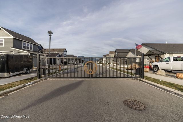 3351 N Blaze LOOP, Post Falls, ID 83854