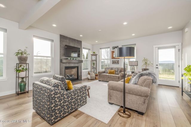 3351 N Blaze LOOP, Post Falls, ID 83854