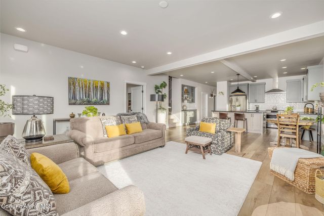 3351 N Blaze LOOP, Post Falls, ID 83854