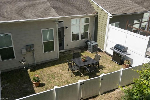 1728 Barkadeer CV, Chesapeake, VA 23323