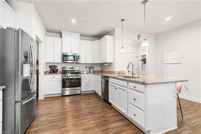 1728 Barkadeer CV, Chesapeake, VA 23323