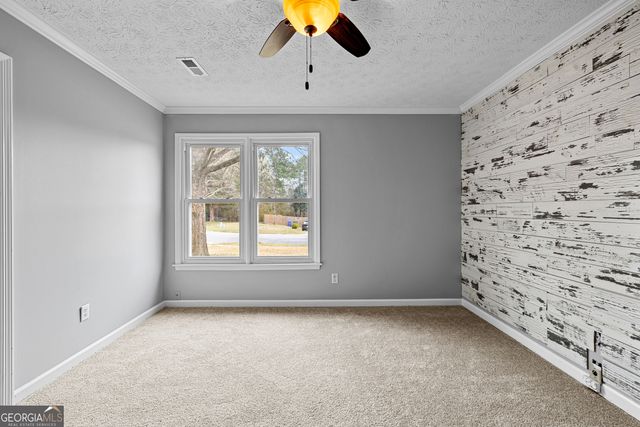 240 N Hampton Drive, Fayetteville, GA 30215