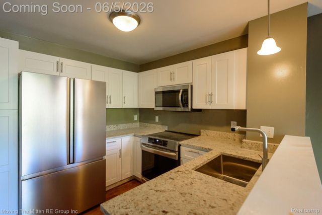 8691 Ironwood Drive, Van Buren Charter Township, MI 48111