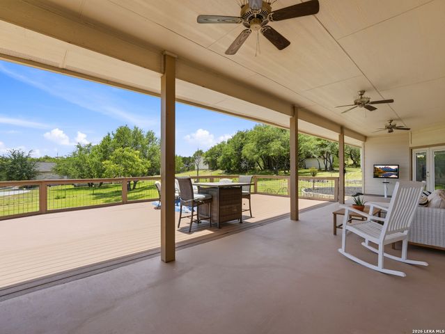 186 SCOUT LN, Spring Branch, TX 78070