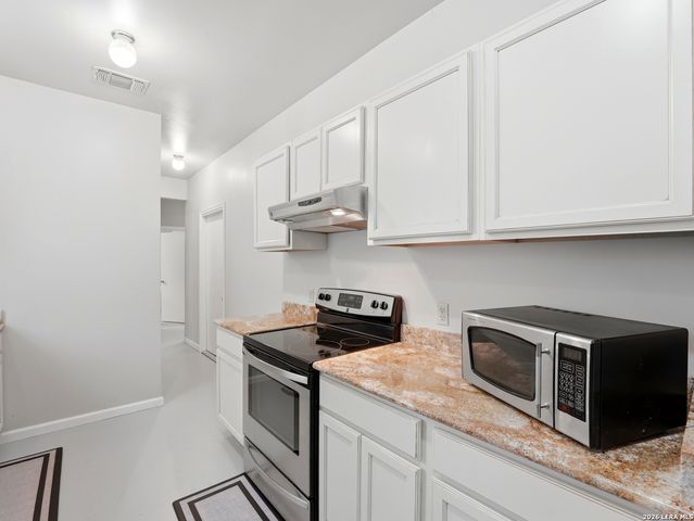 186 SCOUT LN, Spring Branch, TX 78070