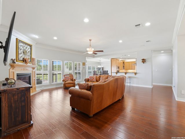 186 SCOUT LN, Spring Branch, TX 78070
