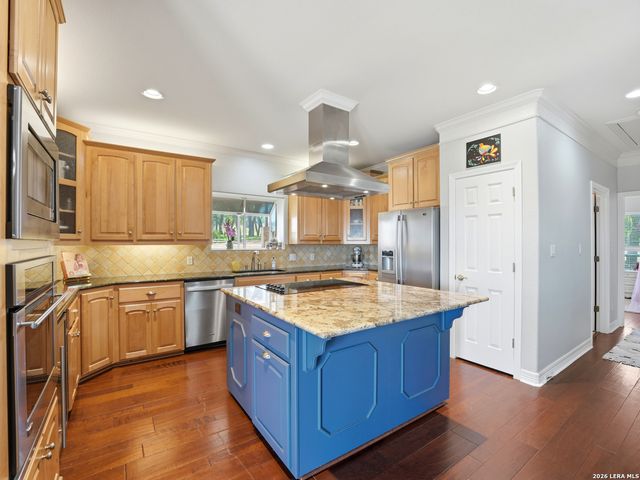 186 SCOUT LN, Spring Branch, TX 78070