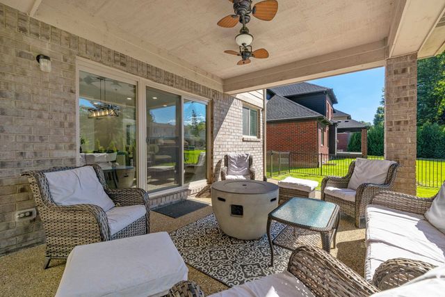 54321 Deadwood Lane, Shelby Twp, MI 48316
