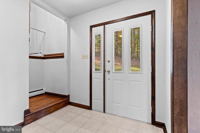139 MILLERS GAP RD, Enola, PA 17025
