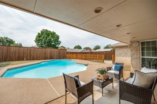 6204 La Cosa Drive, Dallas, TX 75248