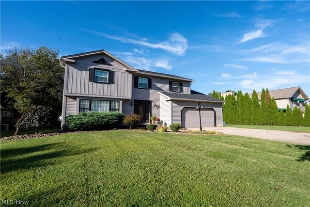 3388 Swallow Hollow Drive, Poland, OH 44514