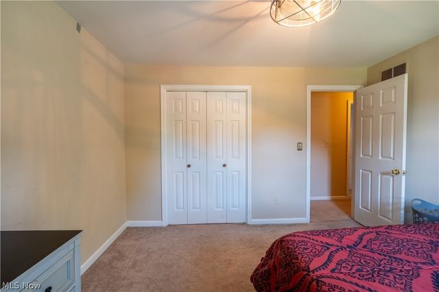 3388 Swallow Hollow Drive, Poland, OH 44514