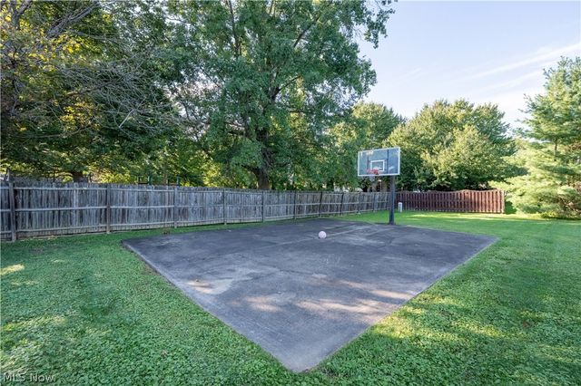 3388 Swallow Hollow Drive, Poland, OH 44514
