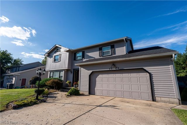 3388 Swallow Hollow Drive, Poland, OH 44514